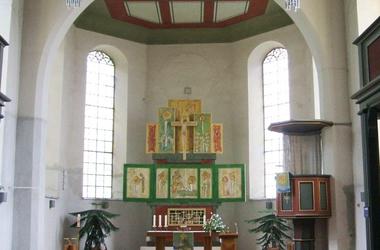 Michaelis-Kirche mit Popp-Altar